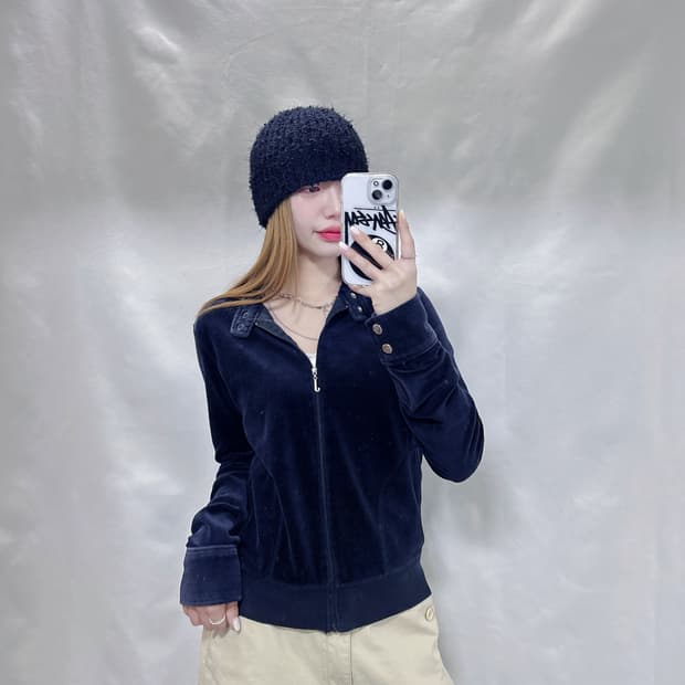 쥬시꾸띄르 블랙 벨벳 집업 