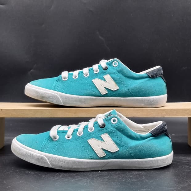 뉴발란스 그린 여성스니커즈240 
