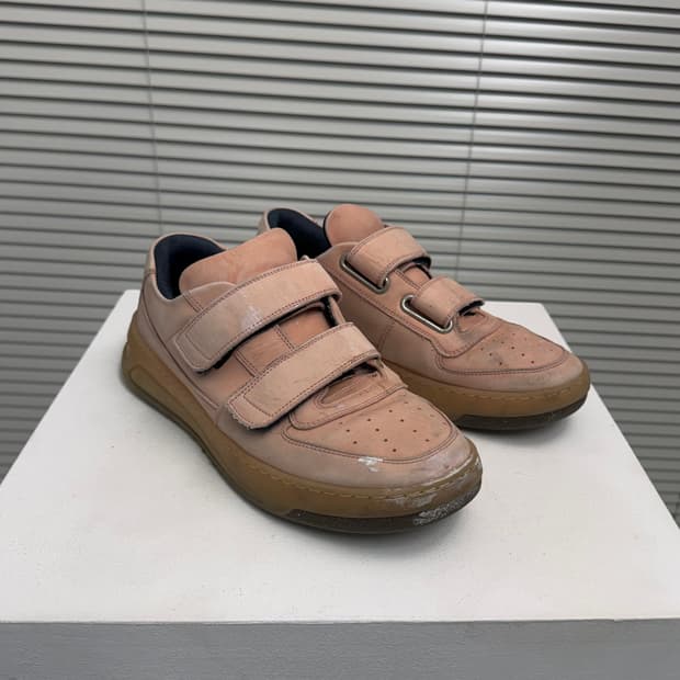 아크네 스튜디오 더스트 핑크 페리 스니커즈