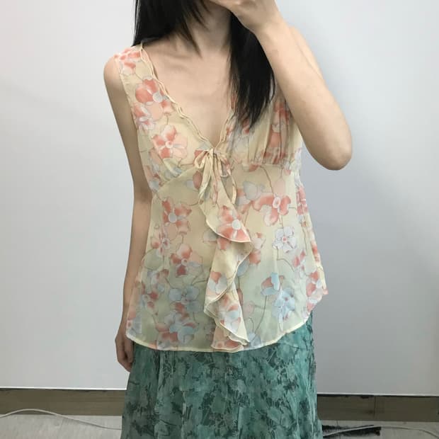 빈티지 플라워 탑