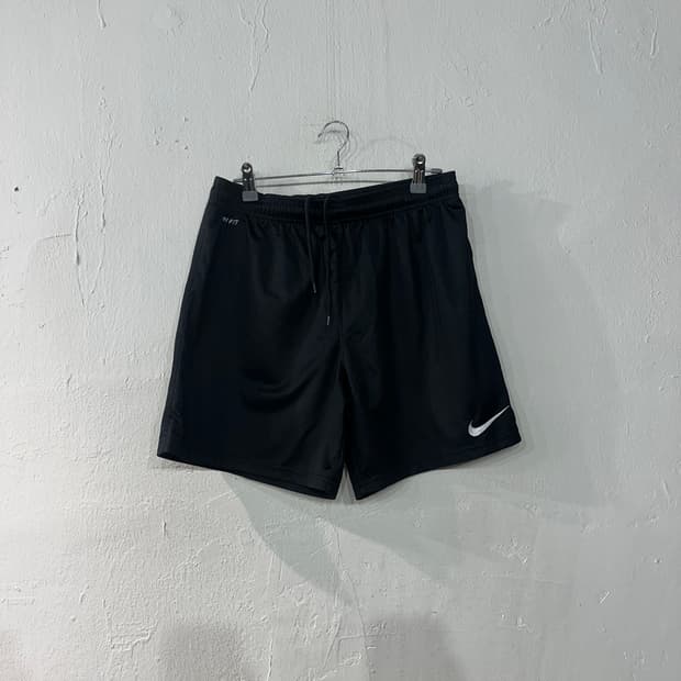 나이키 드라이핏 반바지 M