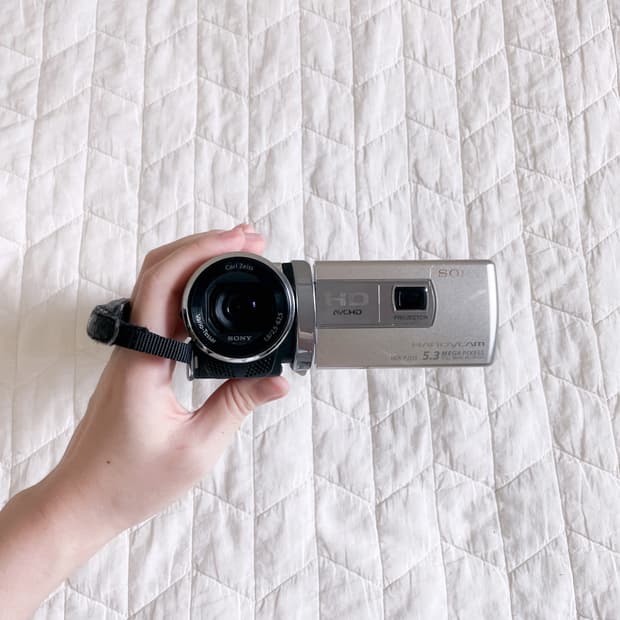 [희귀매물] 소니 프로젝터 캠코더 핸디캠 Sony HDR PJ210 