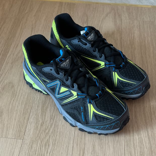 [240mm] [새제품] 어디든 튼튼하게! 뉴발란스 610 트레일 운동화