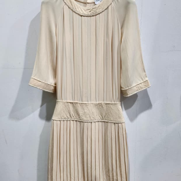 샤넬 아이보리 플리츠 실크 원피스 34 정품