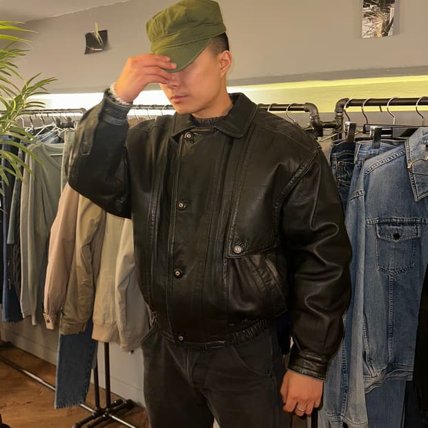 90’s Japanese cow-leather bomber jacket