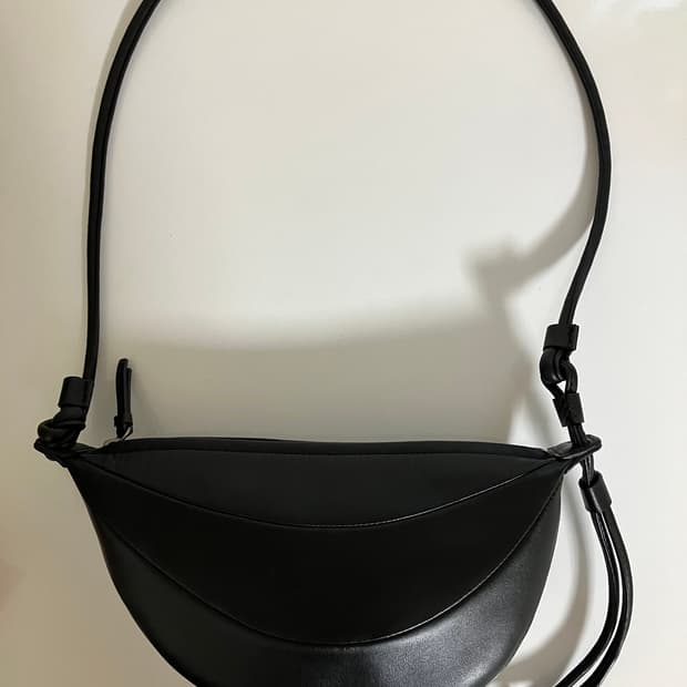 아카이브앱크 Small fling bag(deep sleep)