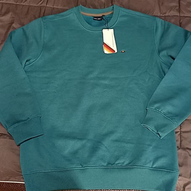 엘레쎄 미사용 기모맨투맨 실측105 가슴58 기장72