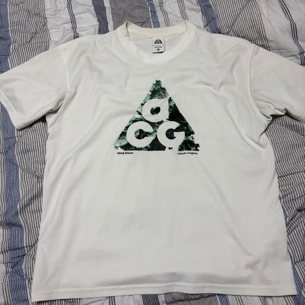 나이키 acg 티셔츠 화이트 XL
