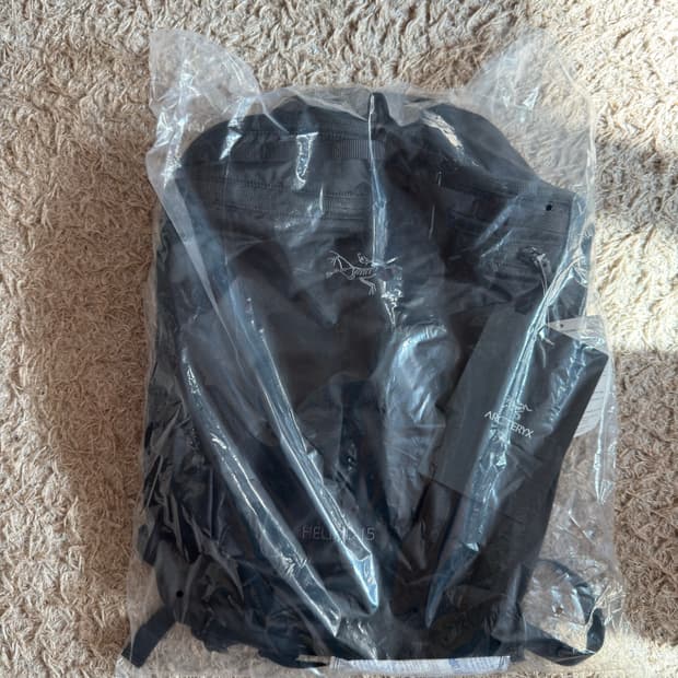 아크테릭스 헬리아드 15 black