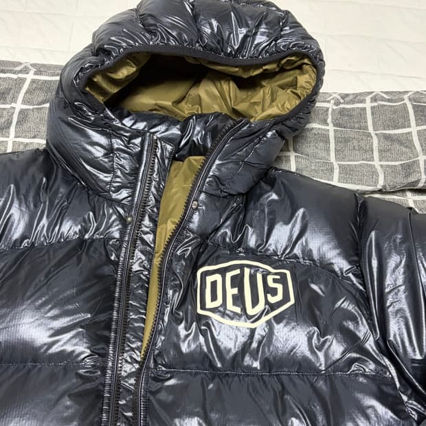 데우스 패딩 점퍼 L 새상품