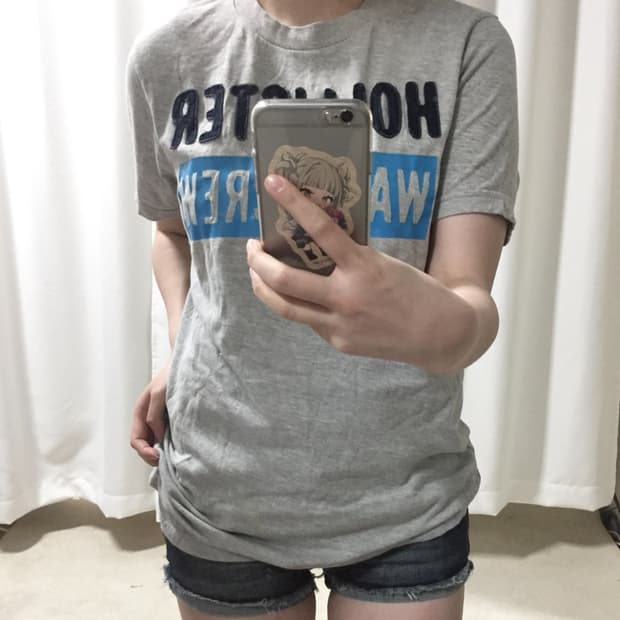 홀리스터 그레이 반팔 티셔츠