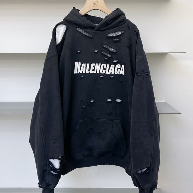 발렌시아가 22fw 디스트로이드 후디