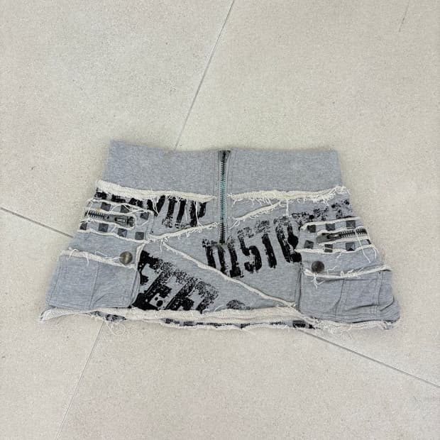 펑크 프린팅 디테일 스커트