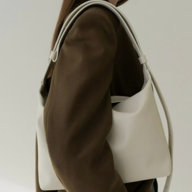 르아보네 가띠백