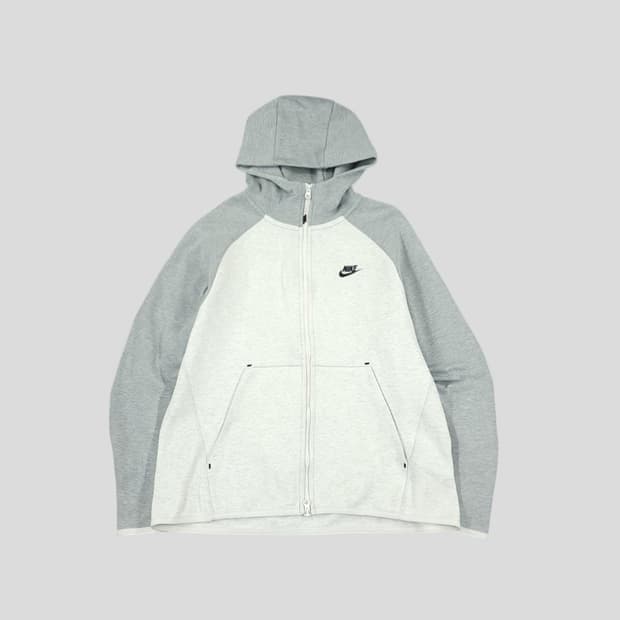 나이키 테크팩 후드집업 s사이즈 구해요