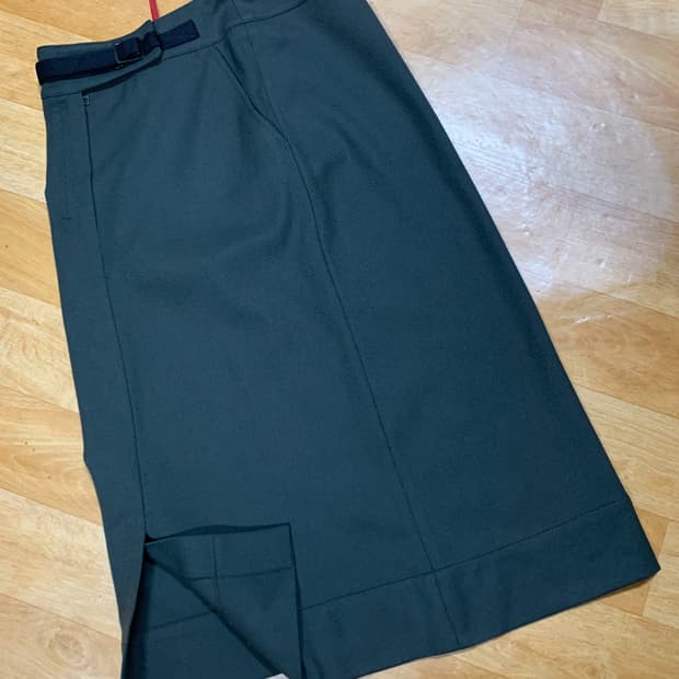 PRADA 프라다 롱 스커트(울)M 사이즈