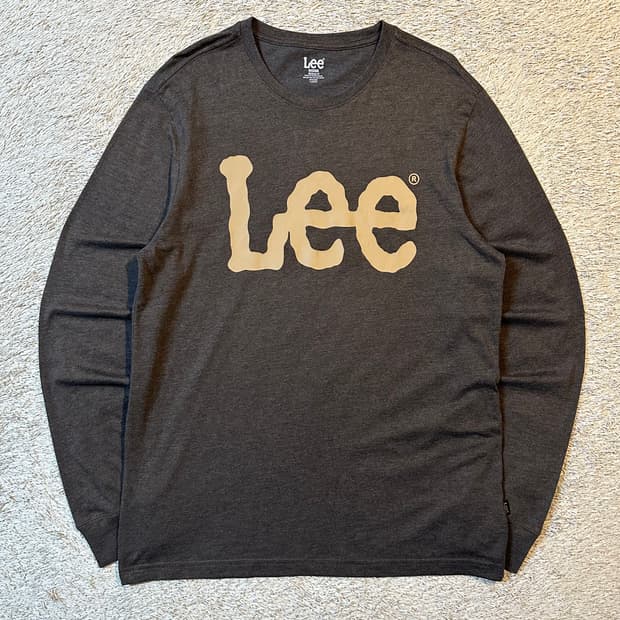 리 LEE 빅 트위치 로고 롱슬리브 긴팔 브라운