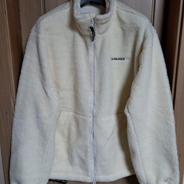 뉴발란스 뽀글이 집업 M 새상품 