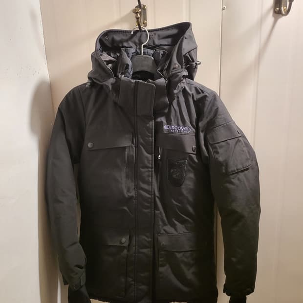 디스커버리 익스페디션 구스패딩