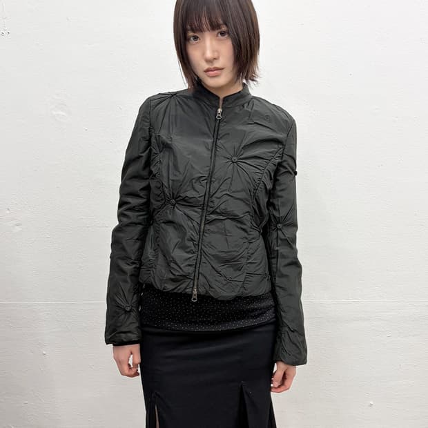 엠포리오 아르마니 2006F/W 버튼 핀치드 자켓