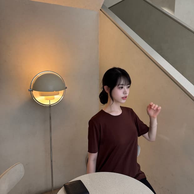 막스마라 브라운 반팔 티셔츠