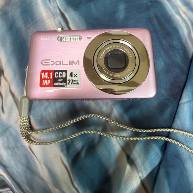 카시오 z800 카메라 딸기우유💗🪽