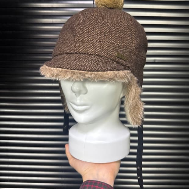 모비토 방울 모자 트루퍼햇 울 헤링본 털 등산 방한 골프 귀달이 스키