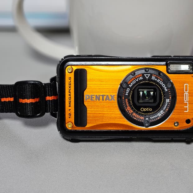 펜탁스 옵티오 W90 오렌지 고프코어 감성 디카