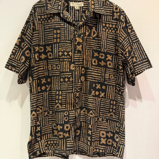 Tori Richard Shirt (Made In  Hawaii)