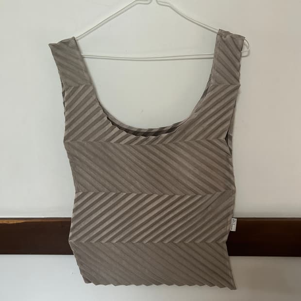 Me issey miyake 토트백 