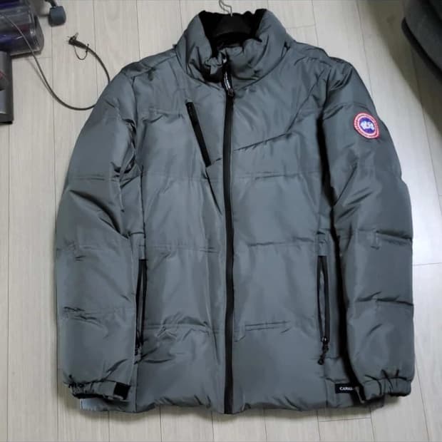 캐나다구스 패딩