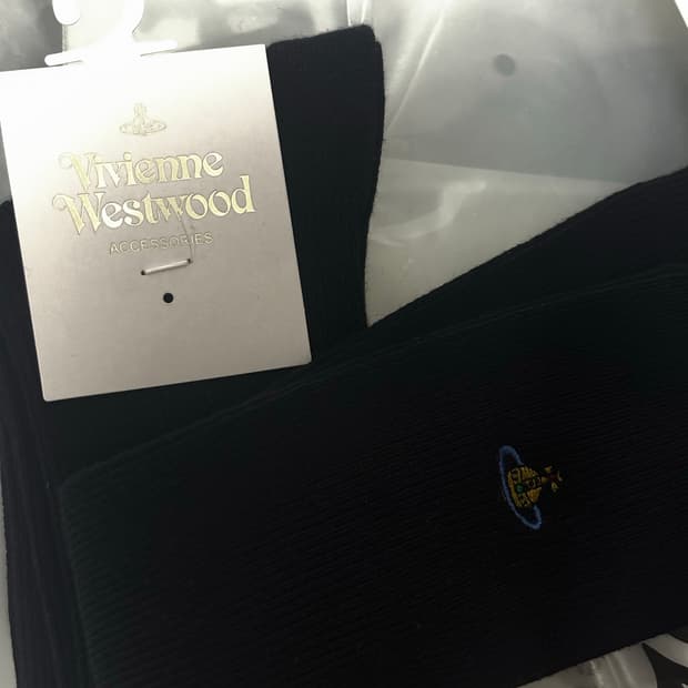 비비안웨스트우드 니삭스 새상품