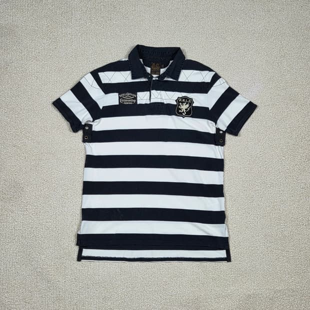 [폴로 랄프로렌] PRLC 방패 패치 반팔 럭비 셔츠 | S00053