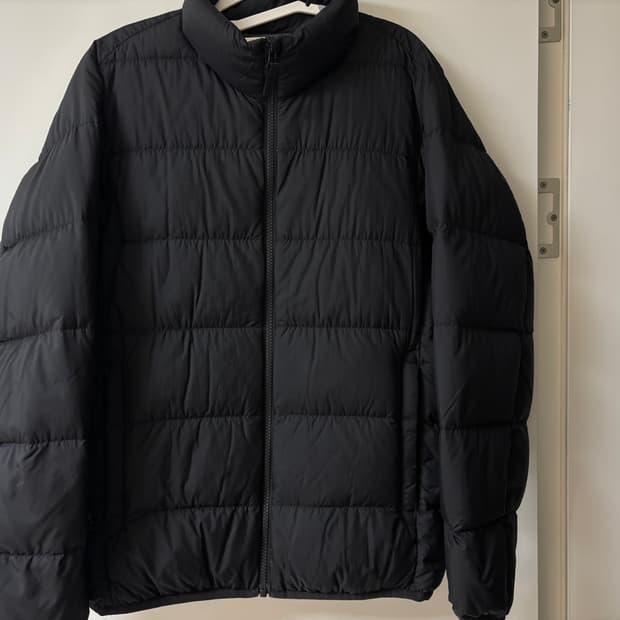 유니클로 공용 경량패딩 블랙 S