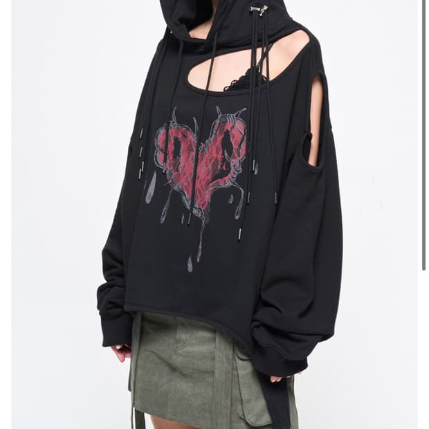 와이이이엘 하트 맨트맨