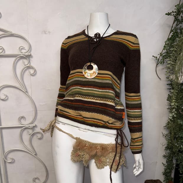 Thursday Island brown bohemian stripe 니트