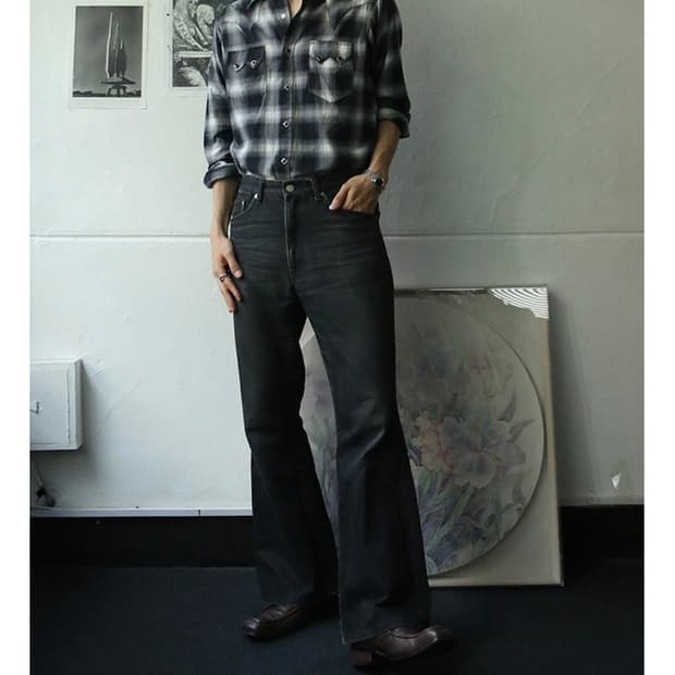 존 로렌스 설리반 19SS 블랙 부츠컷 데님 팬츠 