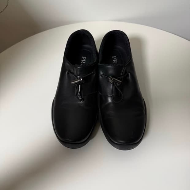 빈티지 프라다 스포츠 스트링 로퍼