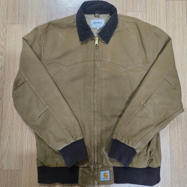 칼하트 WIP 산타페 자켓 판매합니다