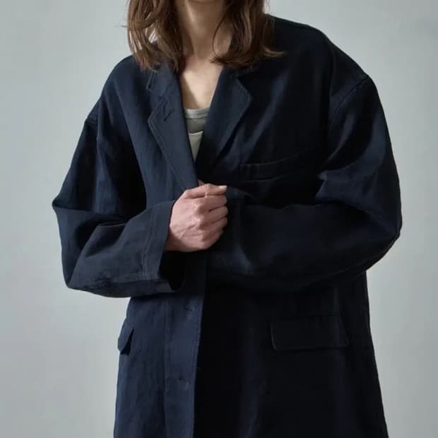 파사드패턴 린넨 커브드 슬리브 블레이저 네이비