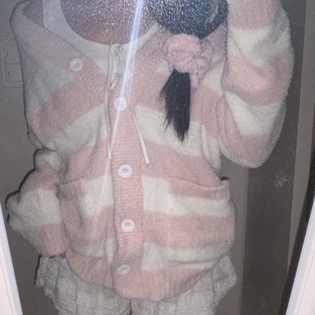 젤피맛 히메갸루 딸기 우유색 뽀글이 룸웨어 가디건 ) 리즈리사 히메갸루