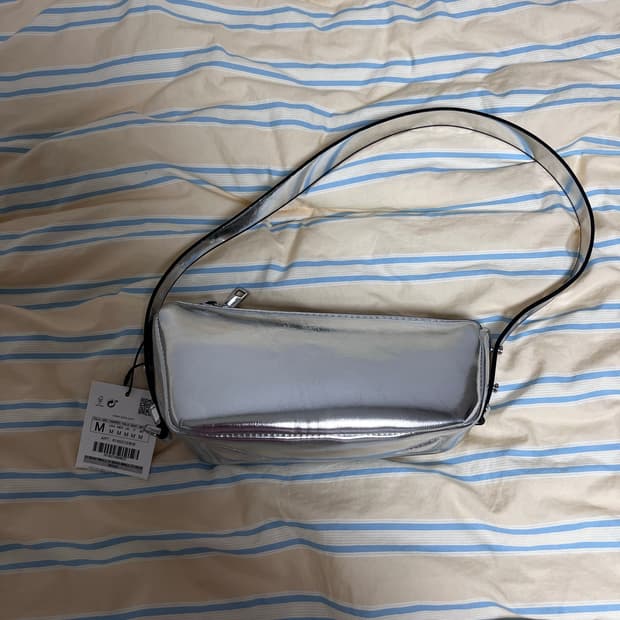 자라 실버백(택도 안 뜯음)