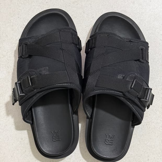 야세 프로텍터 오마주 슬라이드 블랙