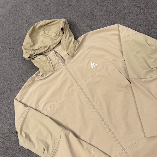 [정품/L] 나이키 ACG 자켓 베이지 c1
