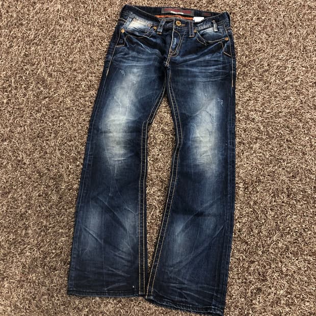 버커루 워시드 세미 부츠컷 데님 팬츠