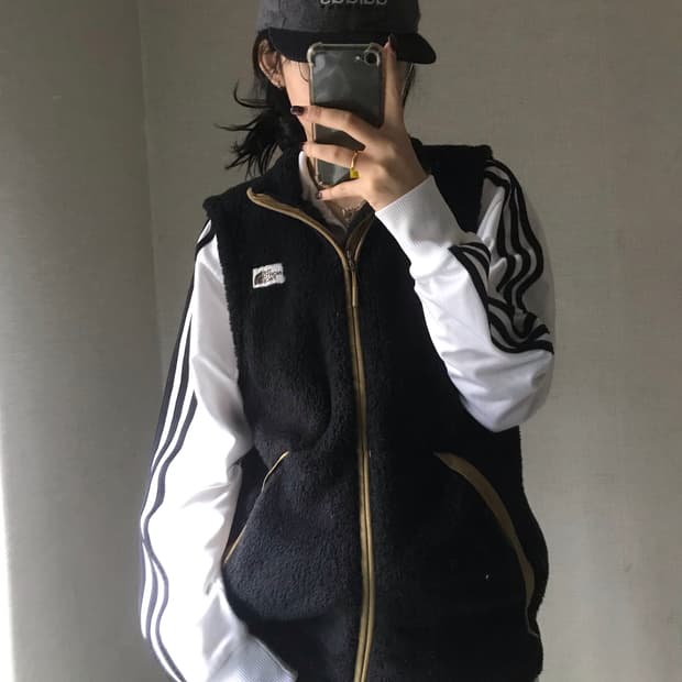 노페 블랙 후리스 조끼