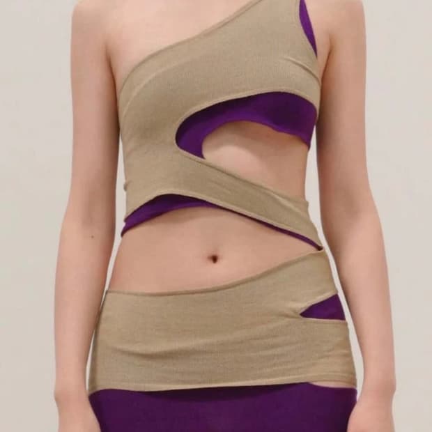 이사볼더 드레이핑 원피스