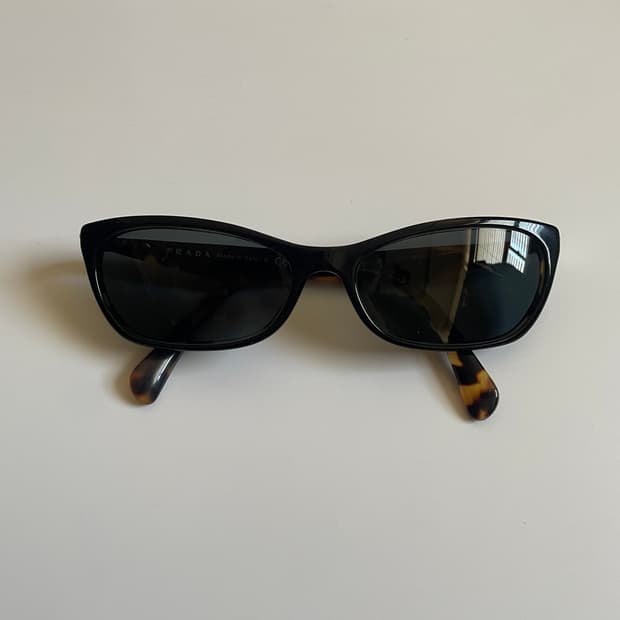 프라다 선글라스