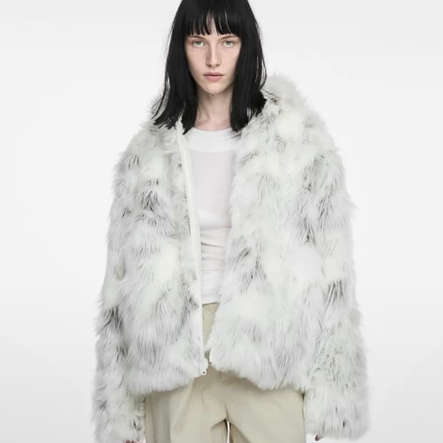 [새상품] 나체 리버시블 후드 퍼 자켓 크림 0사이즈