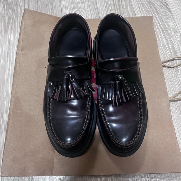 닥터마틴 아드리안